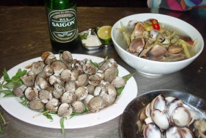 Hanoi Food on Foot: Walking Tour of Hanoi Old Quarter