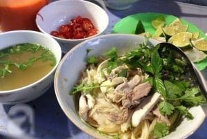 Hanoi Food Tour with Train Street Visit