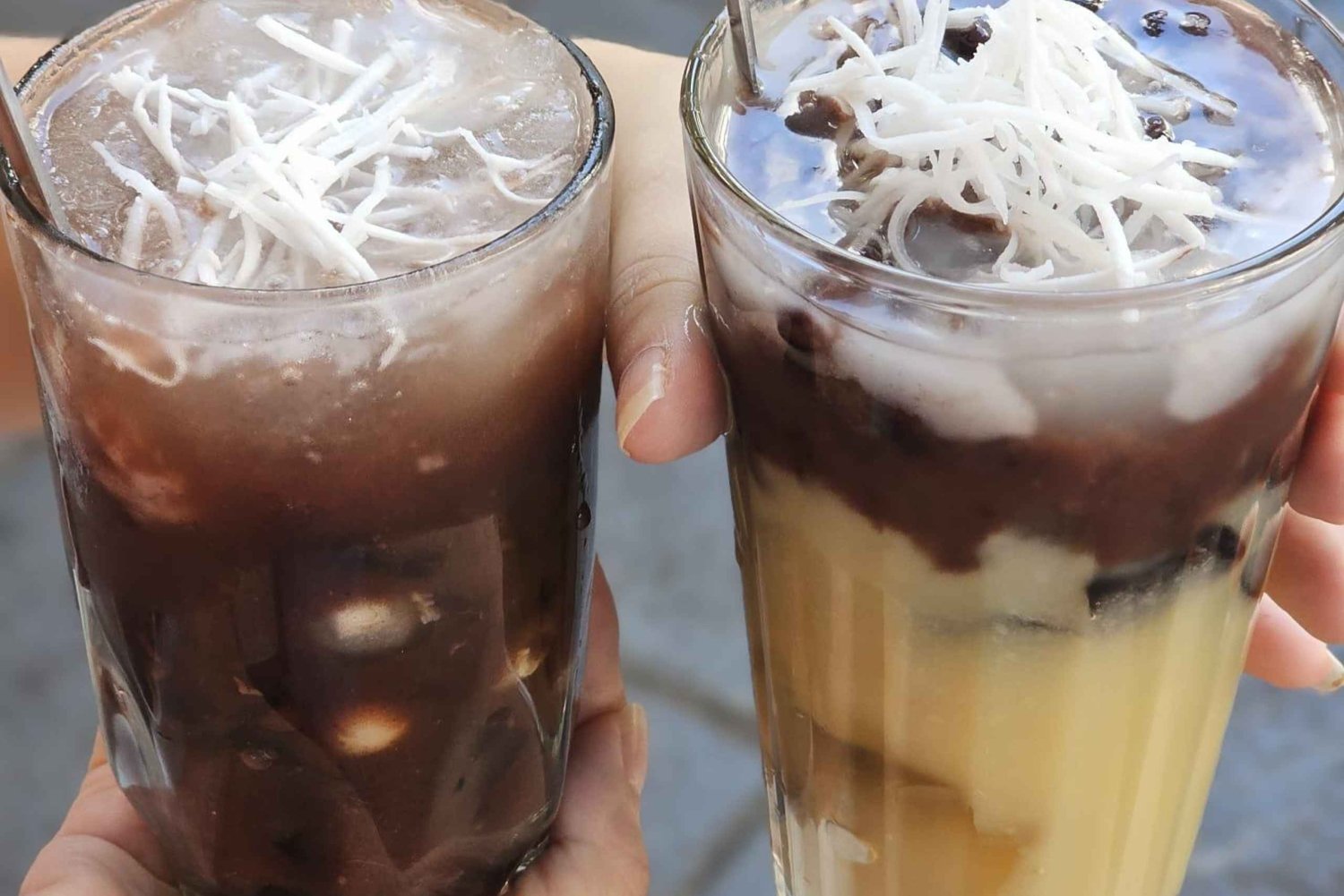 Hanoi for the sweet tooth: Desserts & Snacks walking tour