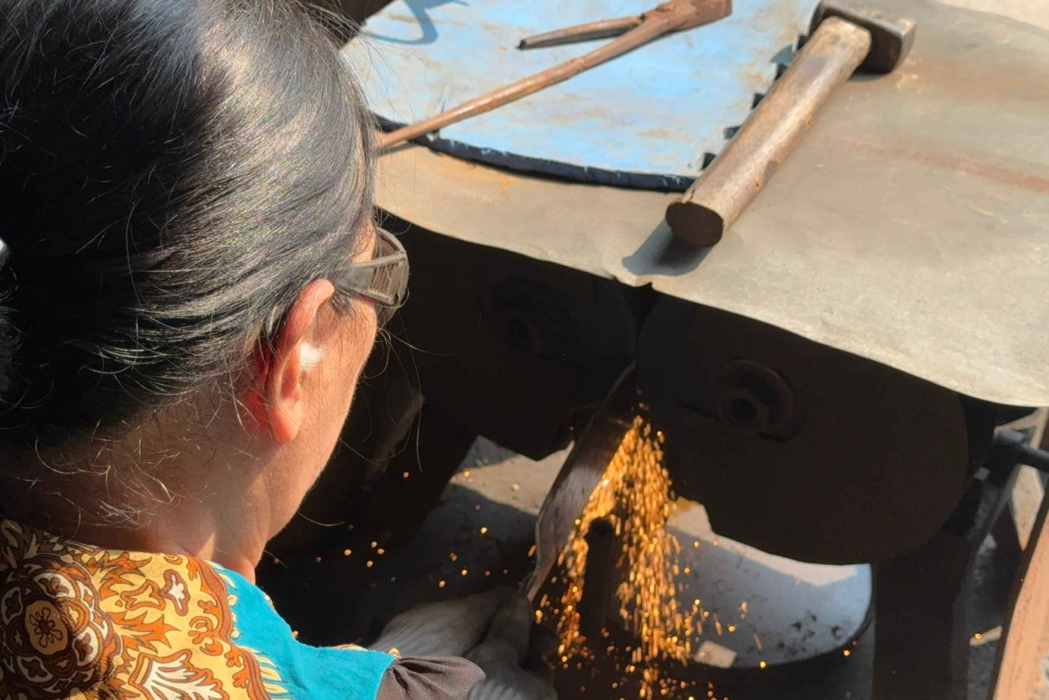 Hanoi: Smi i ild – tradisjonelle knivsmeder