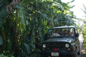 Hanoi: Ganztägige Jeep-Tour durch Stadt und Land mit Frauen