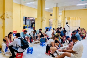 Hanoi: koko päivän jeeppikierros Bat Trangiin ja Co Loaan naisten opastuksella