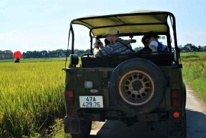 Hanoi: koko päivän jeeppikierros Bat Trangiin ja Co Loaan naisten opastuksella