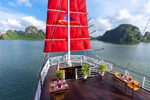 Hanoi: Full-Day Luxury Ha Long Bay Cruise with Meals