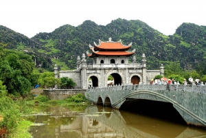 Hanoi: Full-Day Mua Cave, Hoa Lu and Tam Coc Tour