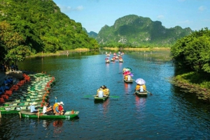 Hanoi: Guided Full-Day Bai Dinh, Trang An, & Mua Cave Tour