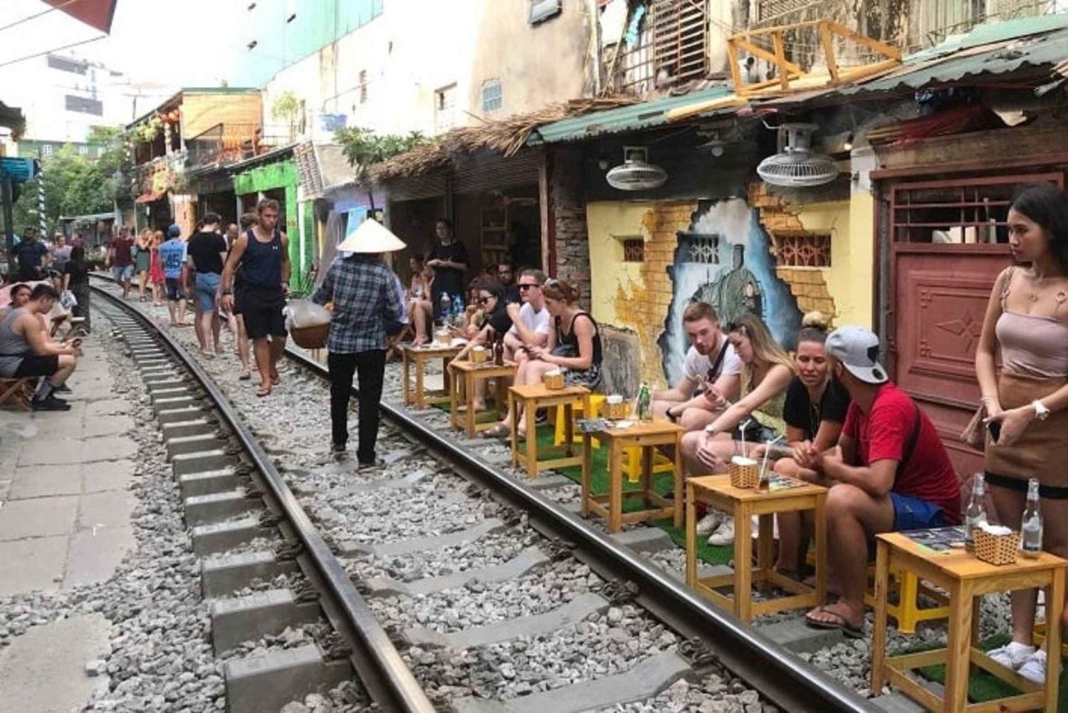 Hanoi: Wycieczka z przewodnikiem po ulicznym jedzeniu z degustacją