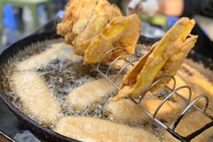 Hanoi: Wycieczka z przewodnikiem po ulicznym jedzeniu z Train Street Experience