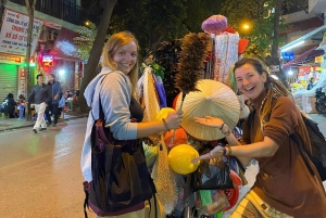 Hanoi: Wycieczka z przewodnikiem po ulicznym jedzeniu z Train Street Experience