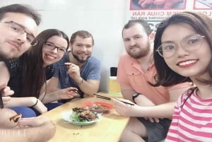Hanoi: tour guiado de comida de rua