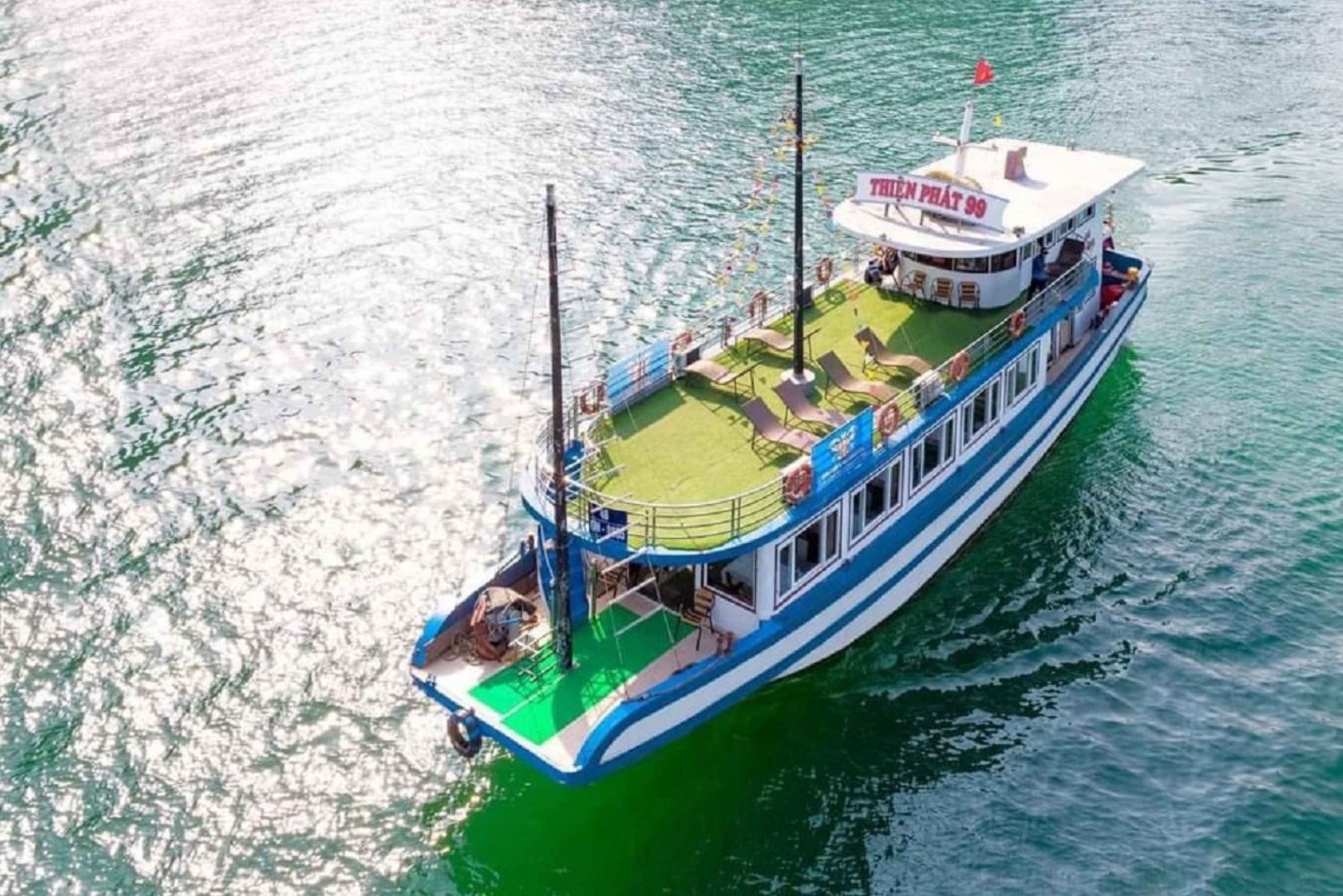 Hanói: cruzeiro com tudo incluído em Ha Long Bay com caiaque