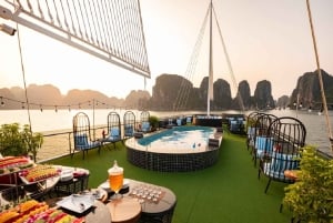 Hanoi: Ha Long Bay Hercules 5* Day Cruise, Buffet + Jacuzzi