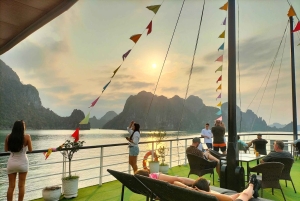 Hanoi: Ha Long Bay Hercules 5* Day Cruise, Buffet + Jacuzzi