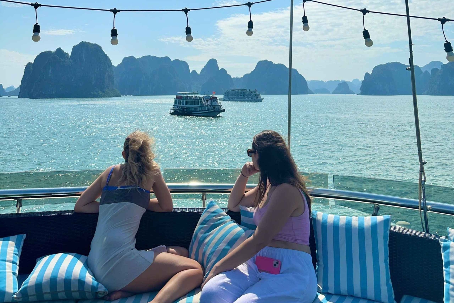 Hanói: Cruzeiro de luxo de um dia na Baía de Ha Long - Caiaque, Titop, Gruta