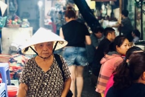 Hanoi: Puolen päivän kiertoajelu kaupungin kohokohdissa ja piilotetuissa helmissä