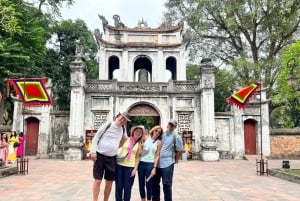 Hanoi: Puolen päivän kiertoajelu kaupungin kohokohdissa ja piilotetuissa helmissä