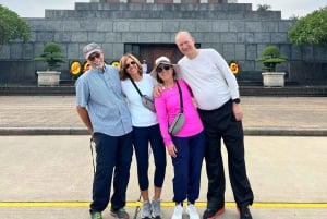 Hanoi: Puolen päivän kiertoajelu kaupungin kohokohdissa ja piilotetuissa helmissä