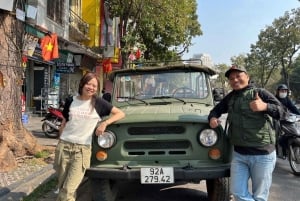 Hanoi: tour della città in jeep di mezza giornata, monumenti e cucina locale