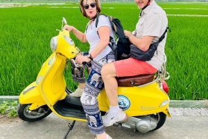 Hanoi: Halvdags Vespa-tur: Förstäder och historia Co Loa Citadel