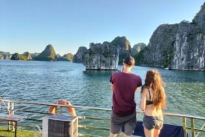 Hanoista: Halong Bay, Sung Sot ,Titop Island & Luon Cave (Luon-luola)