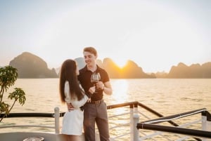 Hanoi: Halong-utflukt 5-stjerners luksuscruise med buffet