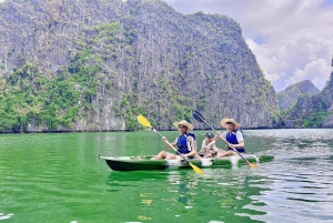 Hanoi: Krydstogt i Halong- og Lan Ha-bugten med limousinetransport