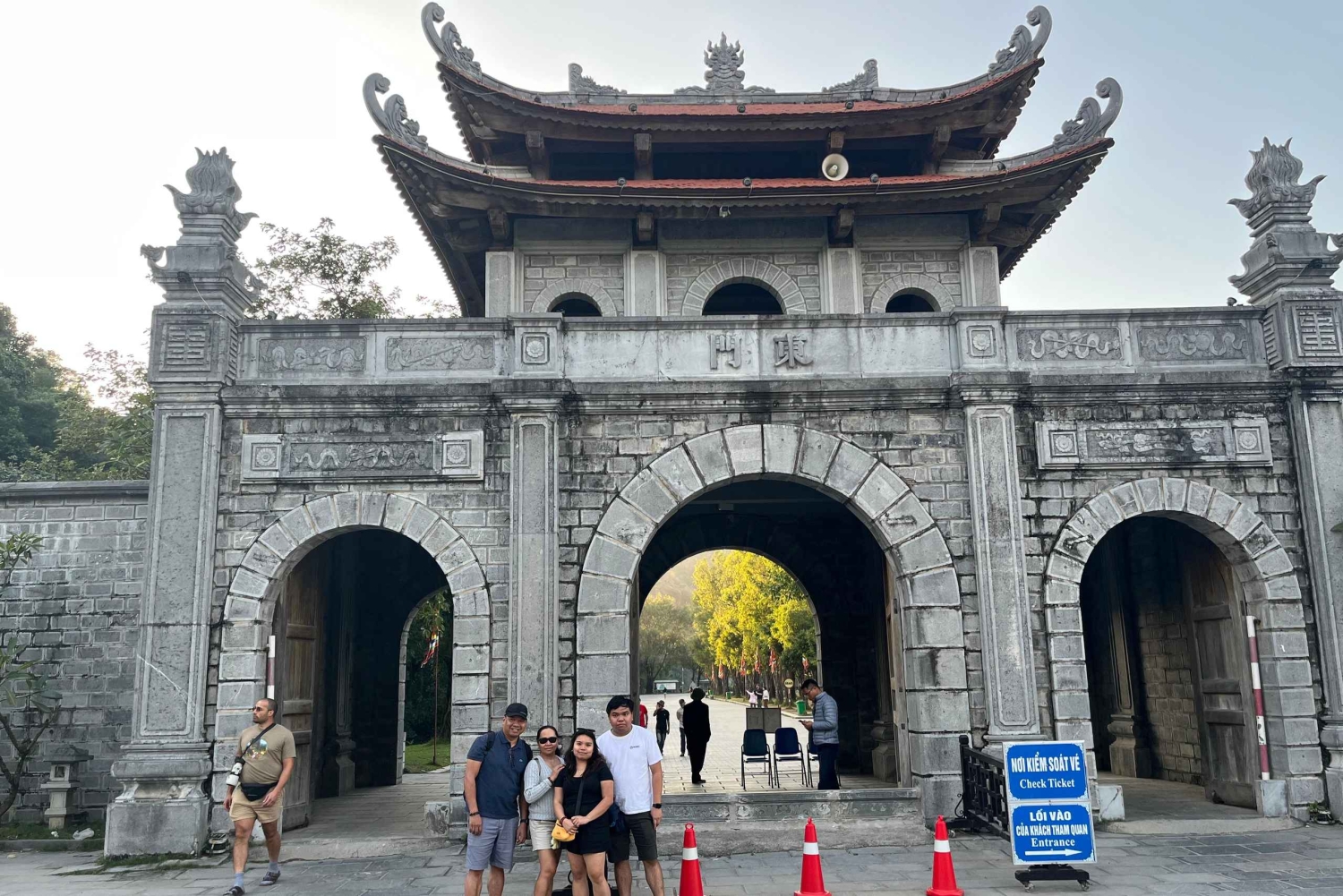 Hanoi Historical & Cultural Jeep Discovery (New Activity)