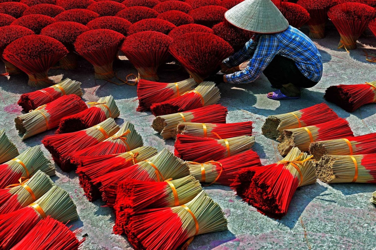 Hanoi: Świątynia Królów Hung lub Wioska Kadzideł i Wioska Kapeluszy