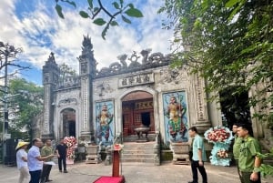 Hanoi: Świątynia Królów Hung lub Wioska Kadzideł i Wioska Kapeluszy