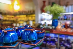 Hanoi: käsityöläisten kierros suitsukkeiden, hattujen valmistuksen tai keramiikan parissa