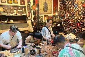 Hanoi: Røkelseslandsby, koniske hatter og Van Phuc Silk Tour