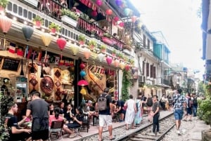 Hanoi: Rökelseby & konisk hatt, Train Street Halvdag