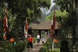 Hanoi Incense Village & Rice Cracker & Trang An Complex Tour