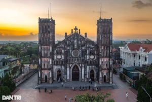 Hanoi Incense Village & Rice Cracker & Trang An Complex Tour