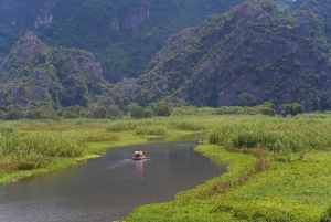 Hanoi Incense Village & Rice Cracker & Trang An Complex Tour
