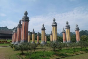 Hanoi Keo Pagoda eller Tam Chuc Den största pagoden i världen