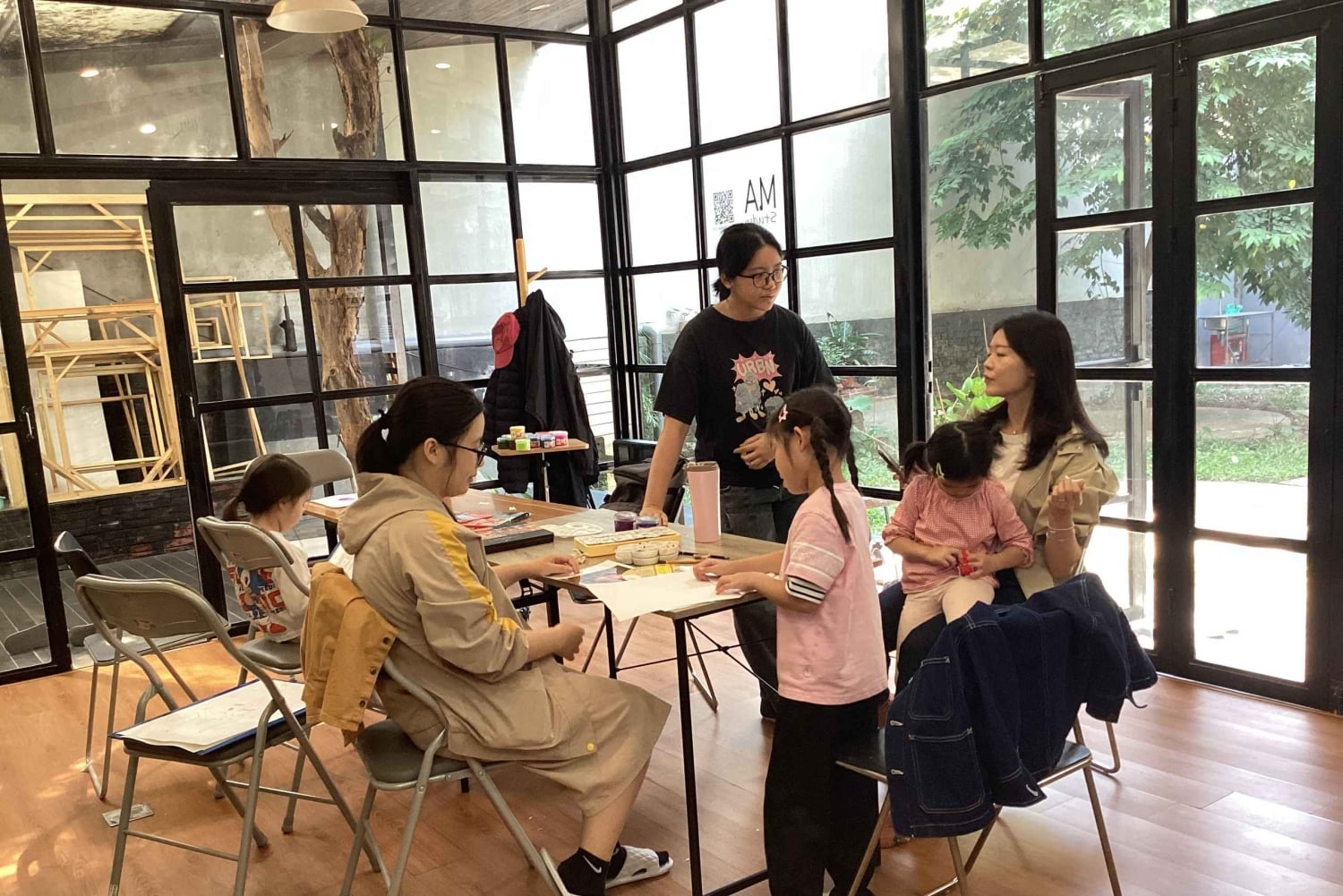 Hanoi: Kids' Art Class at Art Tutor Hanoi