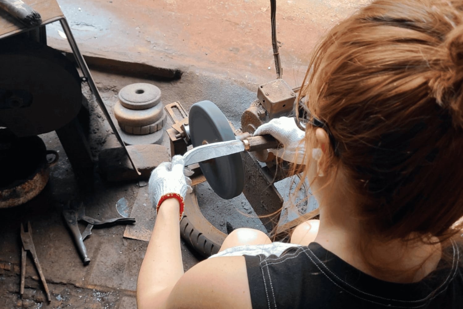 Hanoi Knife Making Traditional Workshop