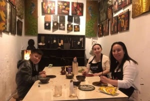 ハノイ：漆器＆ボーティブペーパー村、またはお香＆帽子