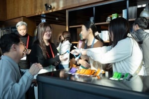 Hanói: ¡Juego en el mercado local y experiencia culinaria en equipo!