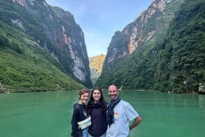 Hanoi: Luxury 3-Day Ha Giang Loop EasyRider Motorbike Tour