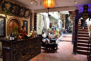 Hanoi: Michelin Guide Street Food Walking Tour