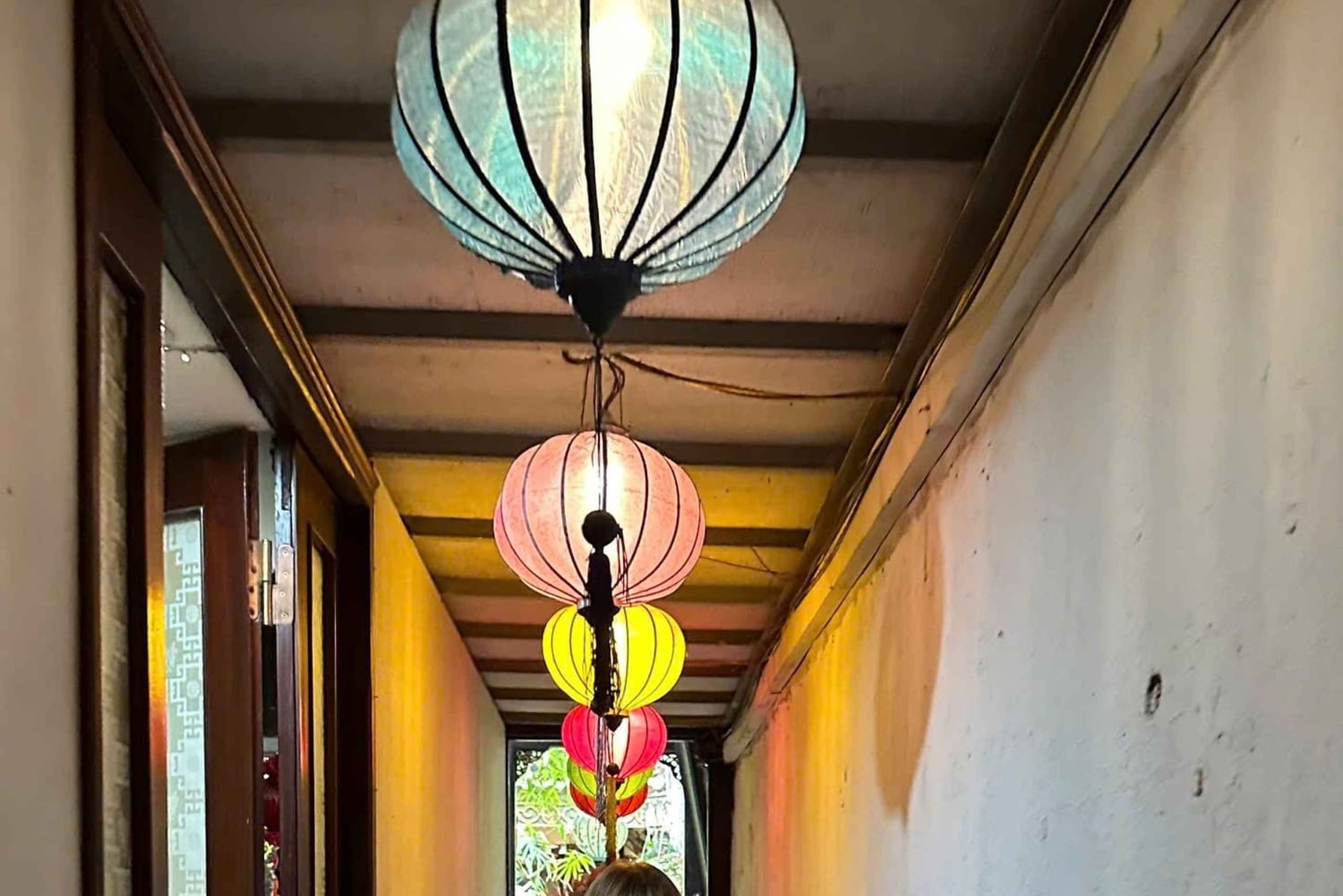 Hanoi: Ochtendwandeling met marktbezoek en koffie op het dak