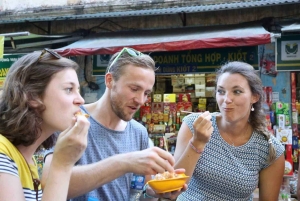 Hanoi: Ochtendwandeling met marktbezoek en koffie op het dak