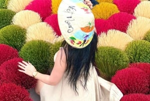 Aldeia de incrustações de madrepérola de Hanói ou Aldeia de Chapéus e Incenso