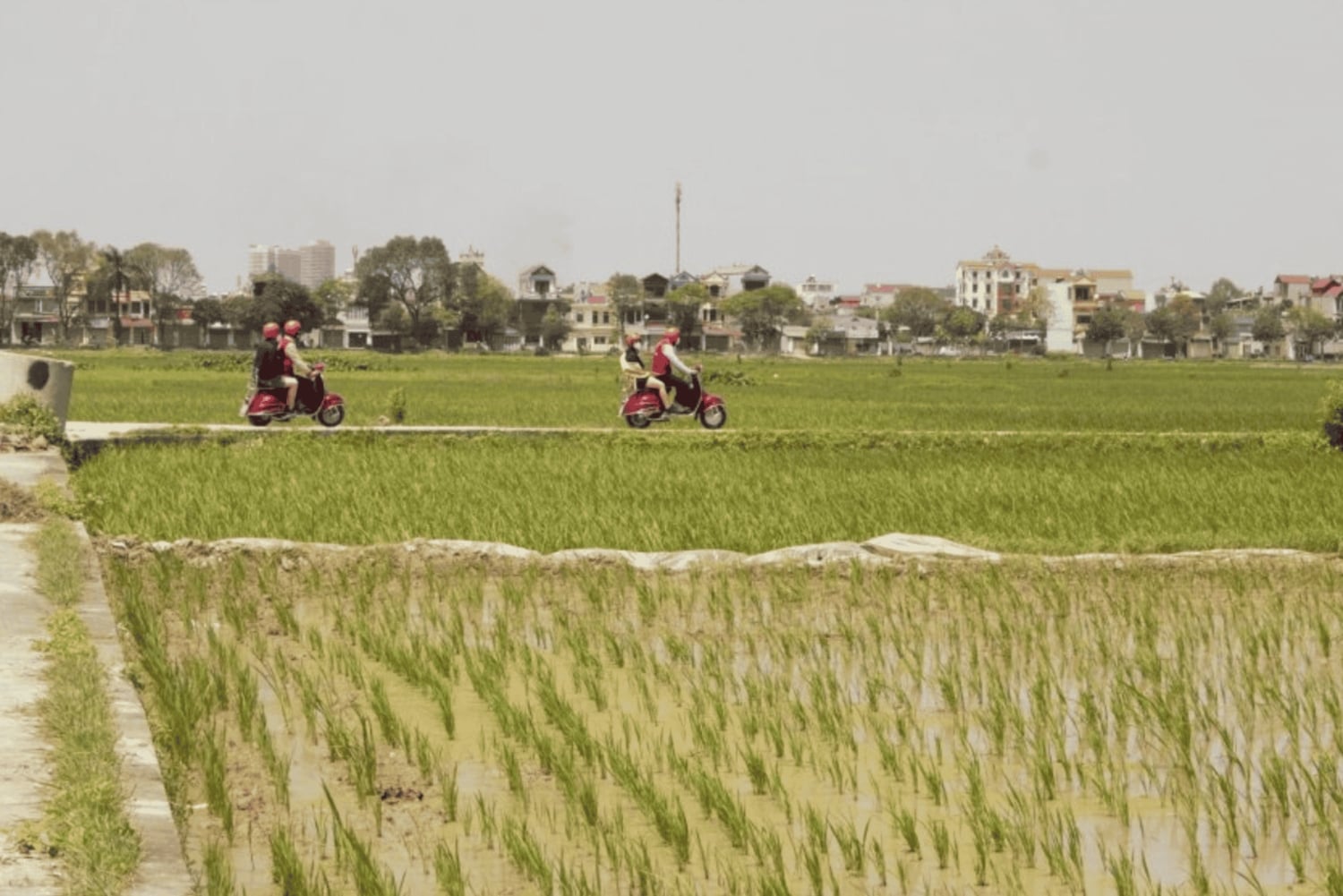 Excursión rural en moto por Hanoi