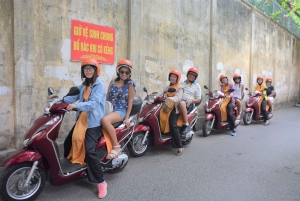 女性が案内するバチャン村へのバイクツアー（ハノイ発）