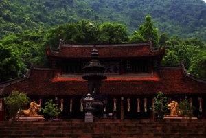 Hanoi: Mua Cave, Tuyet Tinh Coc Pagoda & Trang An Boat Tour