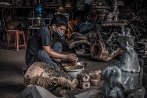 Hanoi: Ngu Xa Bronze Casting Village Guided Tour