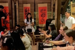 Hanoi: Night Tour with 3D Mapping Show & Flag Ceremony